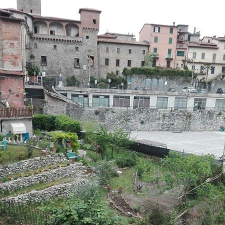 拉巴其陶科住宿加早餐旅馆 加尔法尼亚纳新堡 外观 照片